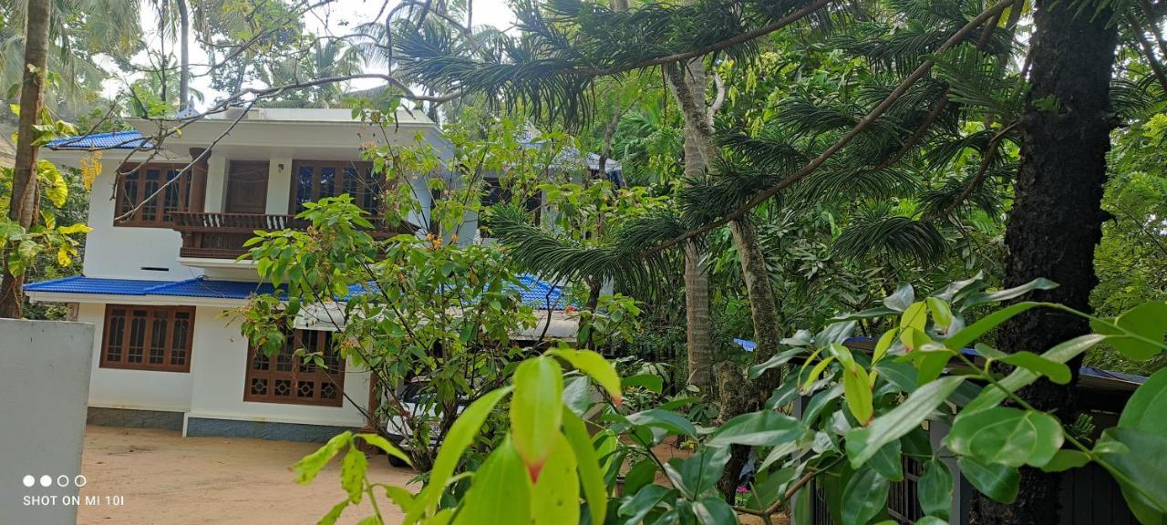 Vyshnavi Home Stay Thanniyam Dış mekan fotoğraf