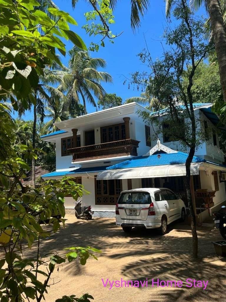 Vyshnavi Home Stay Thanniyam Dış mekan fotoğraf